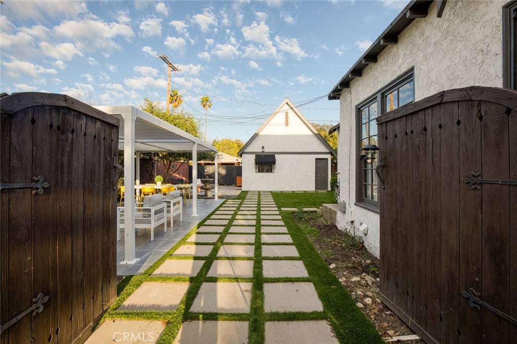 Anaheim, CA 92805,322 S Indiana ST