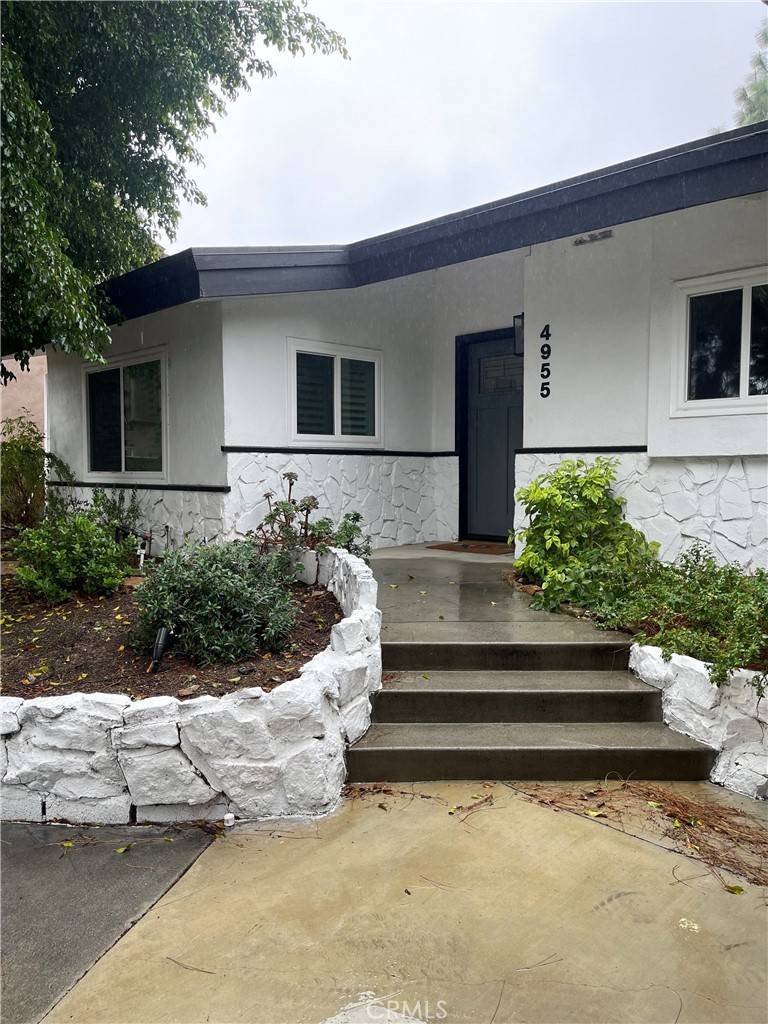 Woodland Hills, CA 91364,4955 Alatar DR