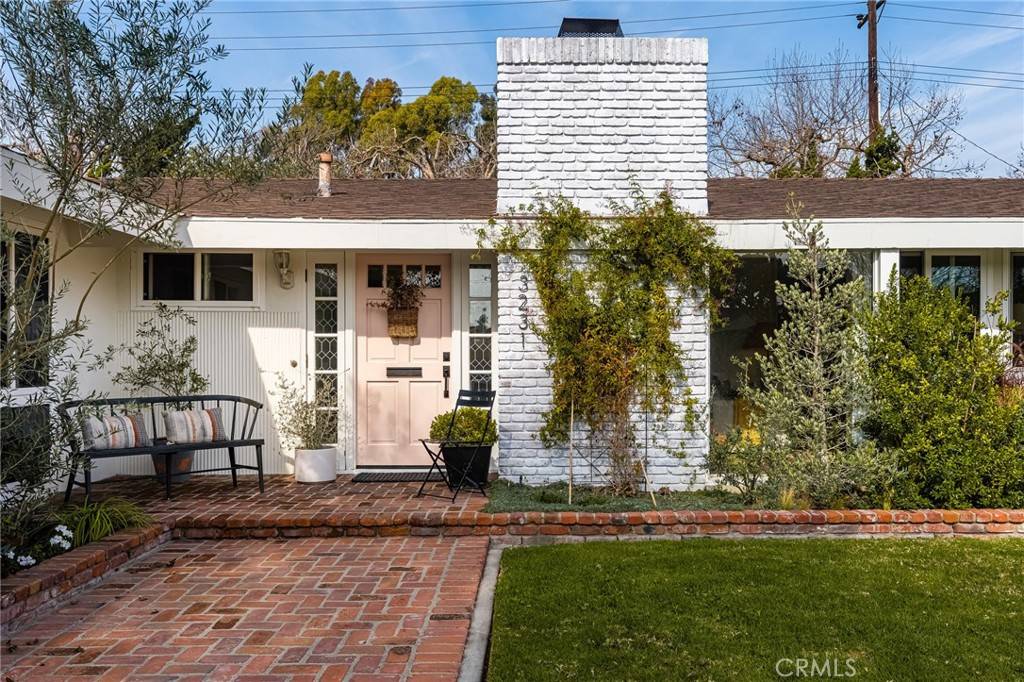 Los Alamitos, CA 90720,3231 Ruth Elaine DR