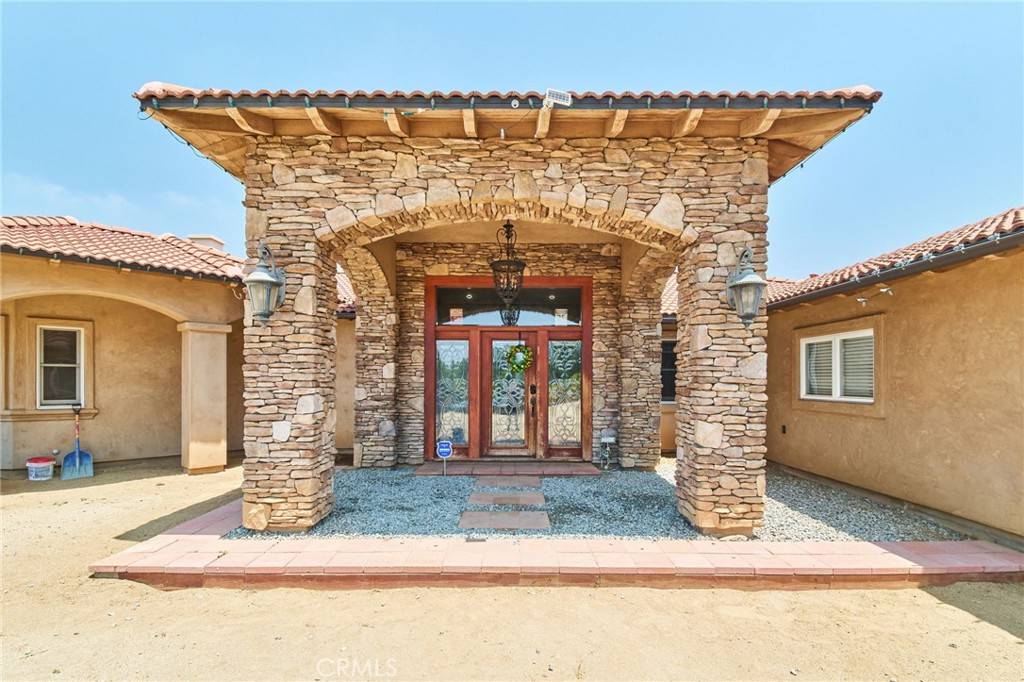Riverside, CA 92506,17010 Ridge Canyon DR