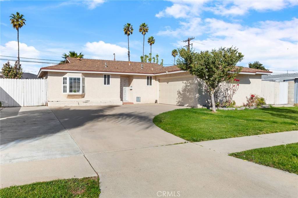 Santa Ana, CA 92706,2225 Monica LN