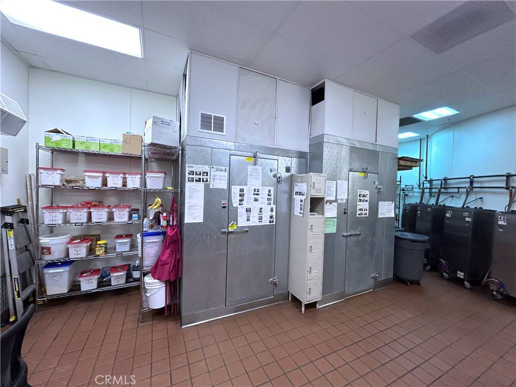 Pico Rivera, CA 90660,8880 Whittier BLVD