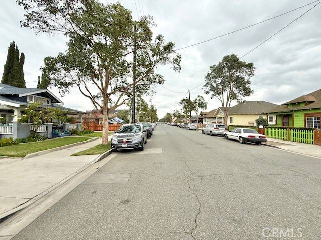 Santa Ana, CA 92703,1239 W 3rd ST
