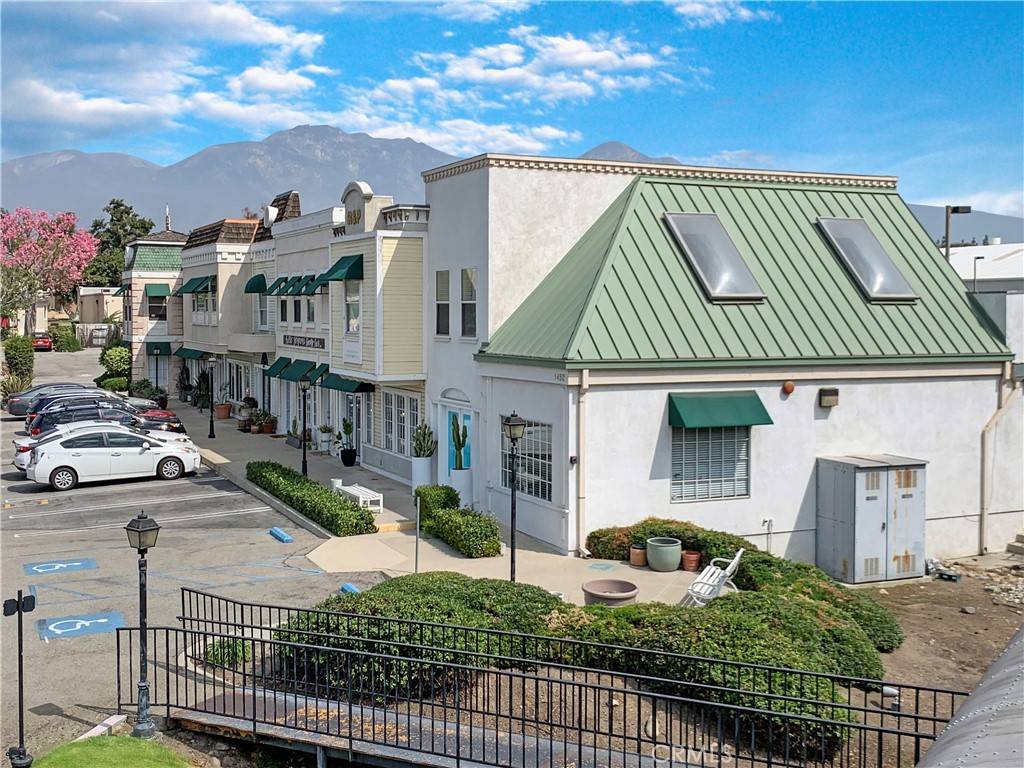 Upland, CA 91786,1452 W 9th Street Unit A