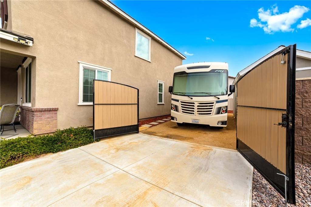 29102 Crabapple Lake Elsinore, CA 92530