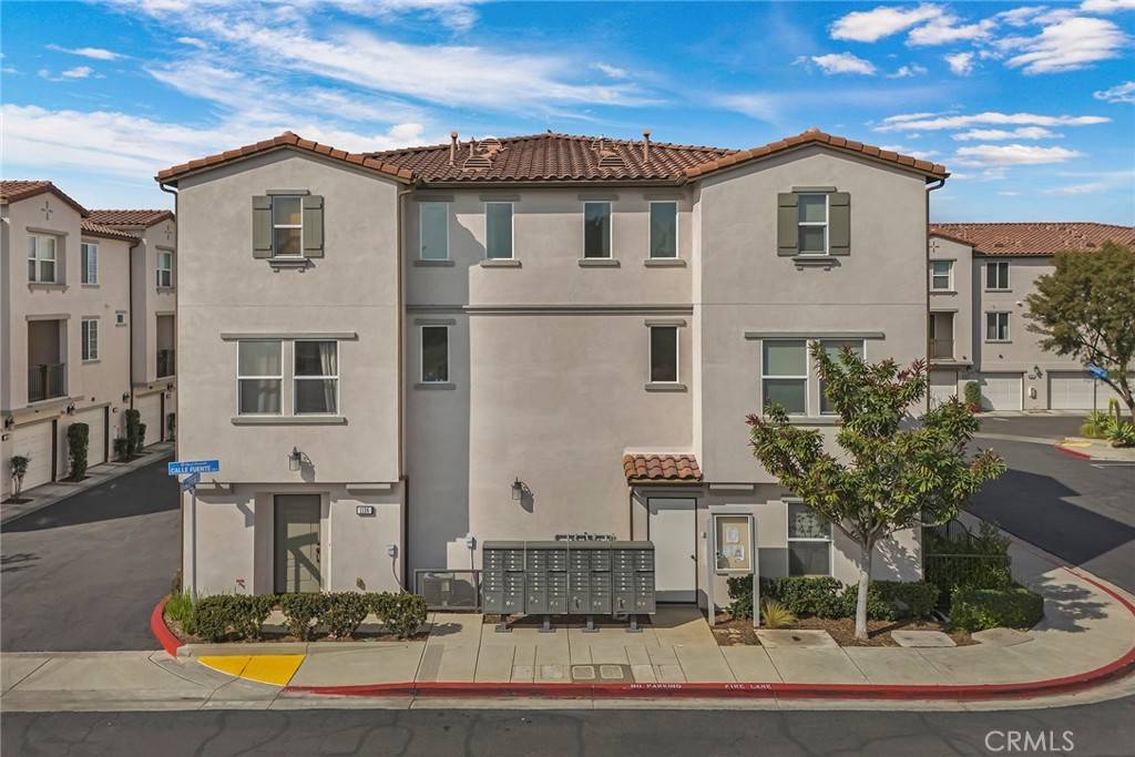 Montebello, CA 90640,1126 Calle Flor
