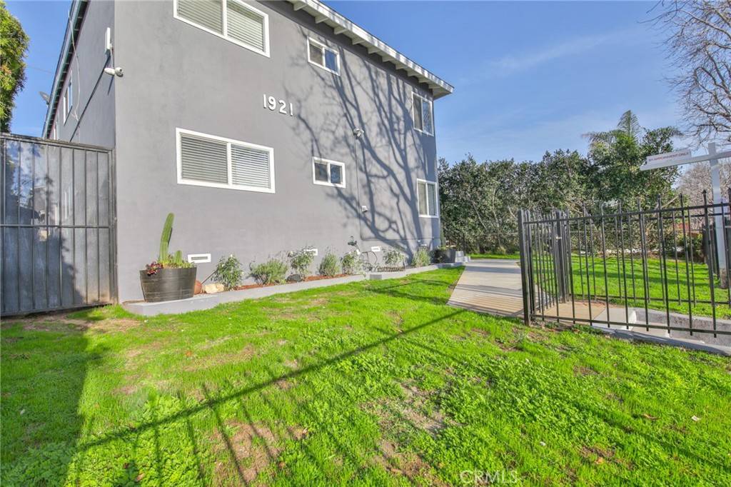 Santa Monica, CA 90404,1921 19th ST