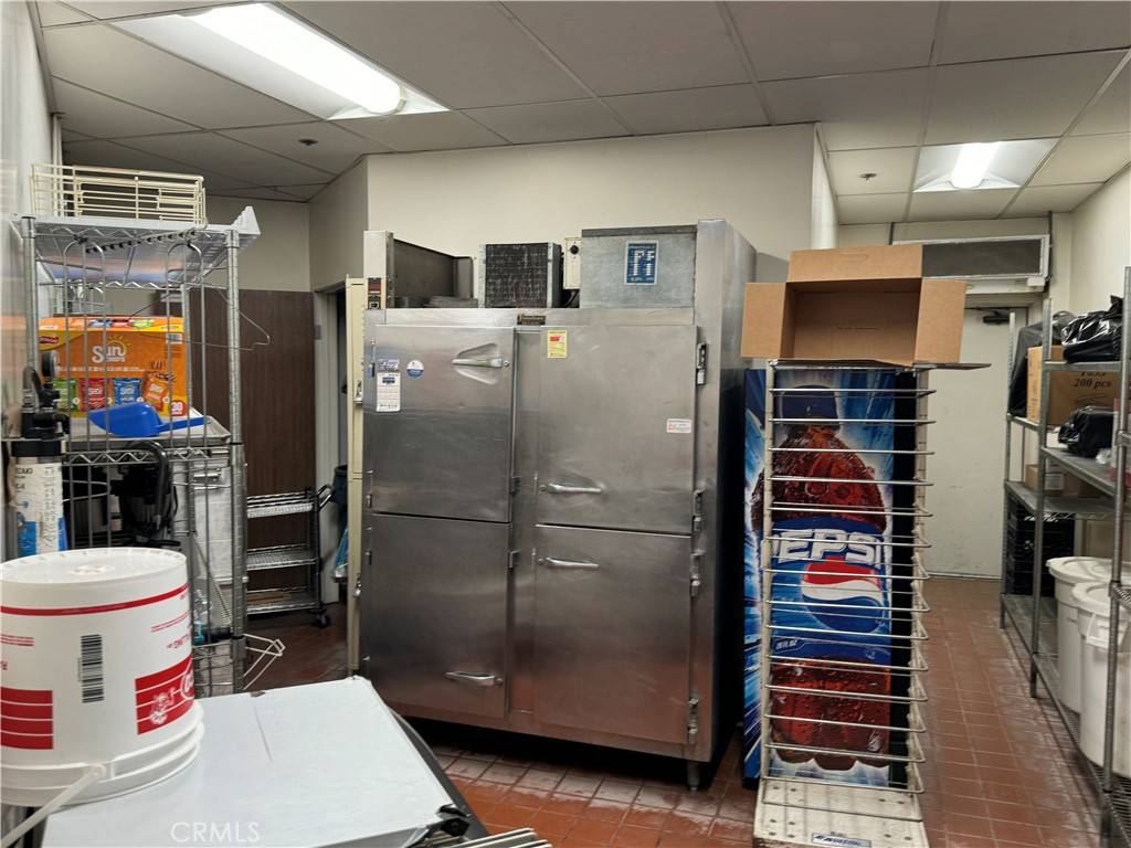 Irvine, CA 92618,15215 Barranca Pkwy #600