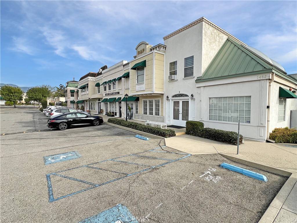Upland, CA 91786,1452 W 9th Street Unit E