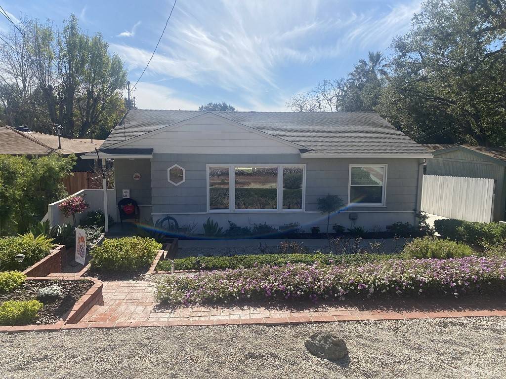 Monrovia, CA 91016,324 E Greystone AVE