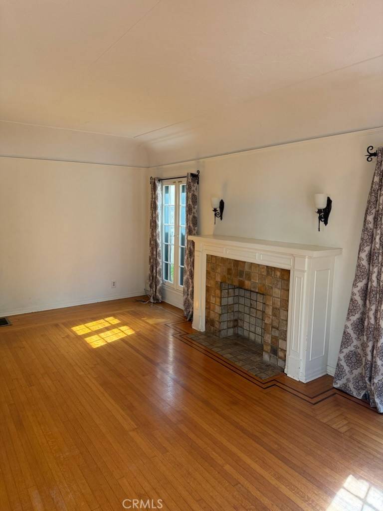 Long Beach, CA 90803,168 Glendora AVE