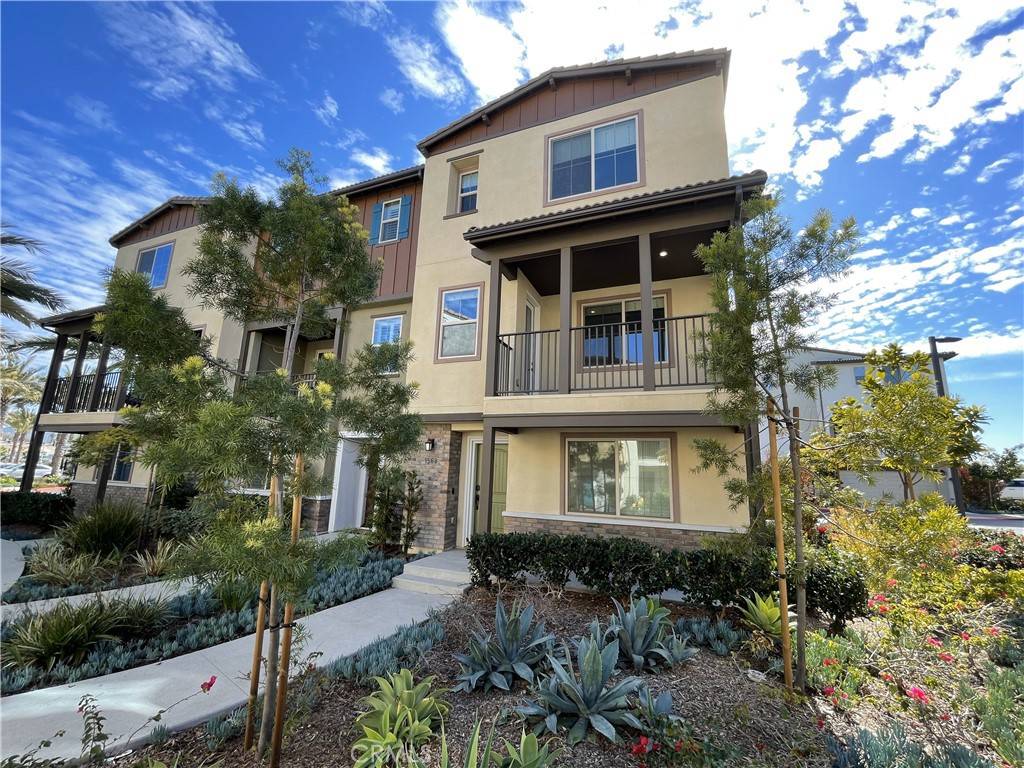 Oceanside, CA 92056,1568 Fig Tree WAY