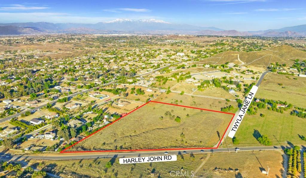 Riverside, CA 92504,0 Harley John RD