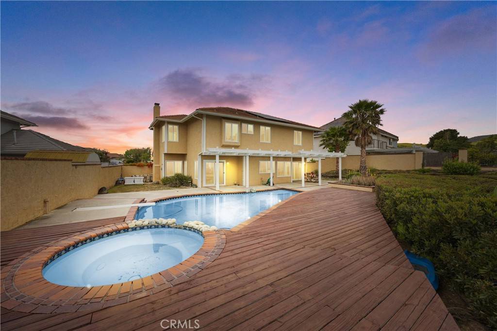Yorba Linda, CA 92886,4300 Deodar DR