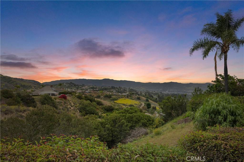 Yorba Linda, CA 92886,4300 Deodar DR