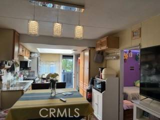 Santa Ana, CA 92703,221 COLOGNE DR