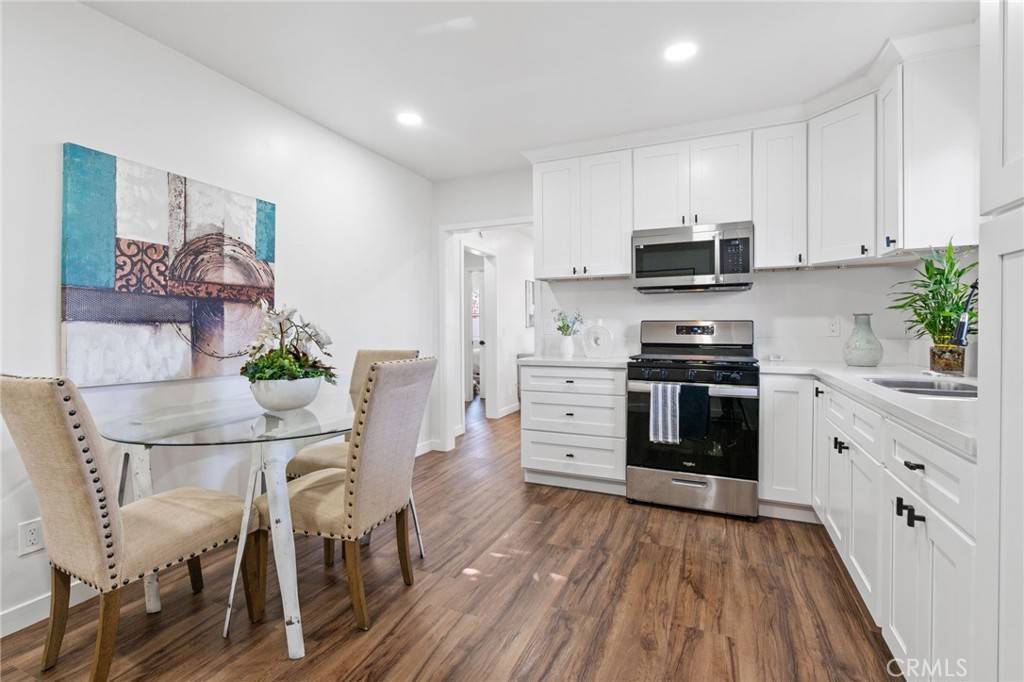 Tustin, CA 92780,13831 Orange ST