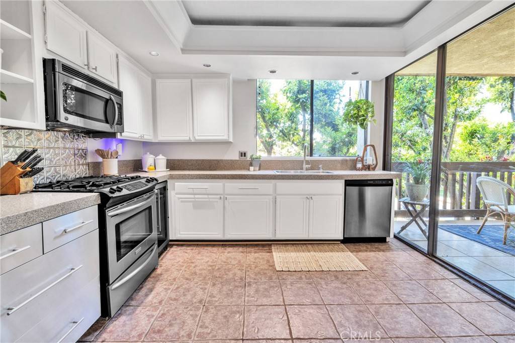 Long Beach, CA 90804,4835 E Anaheim ST #218