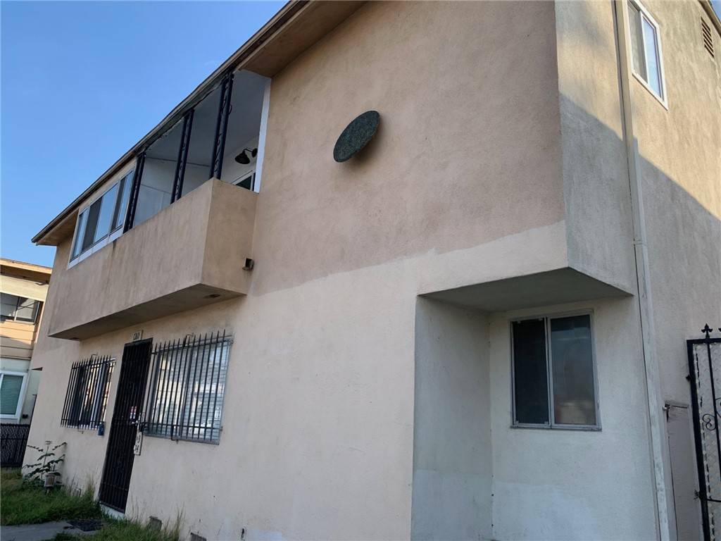 Long Beach, CA 90802,1260 E 4th ST #3
