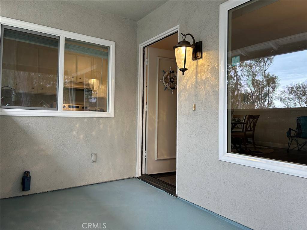 Fullerton, CA 92833,2576 E Coventry CIR #98