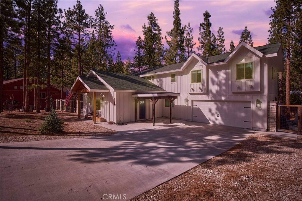 Big Bear Lake, CA 92315,42360 Juniper DR