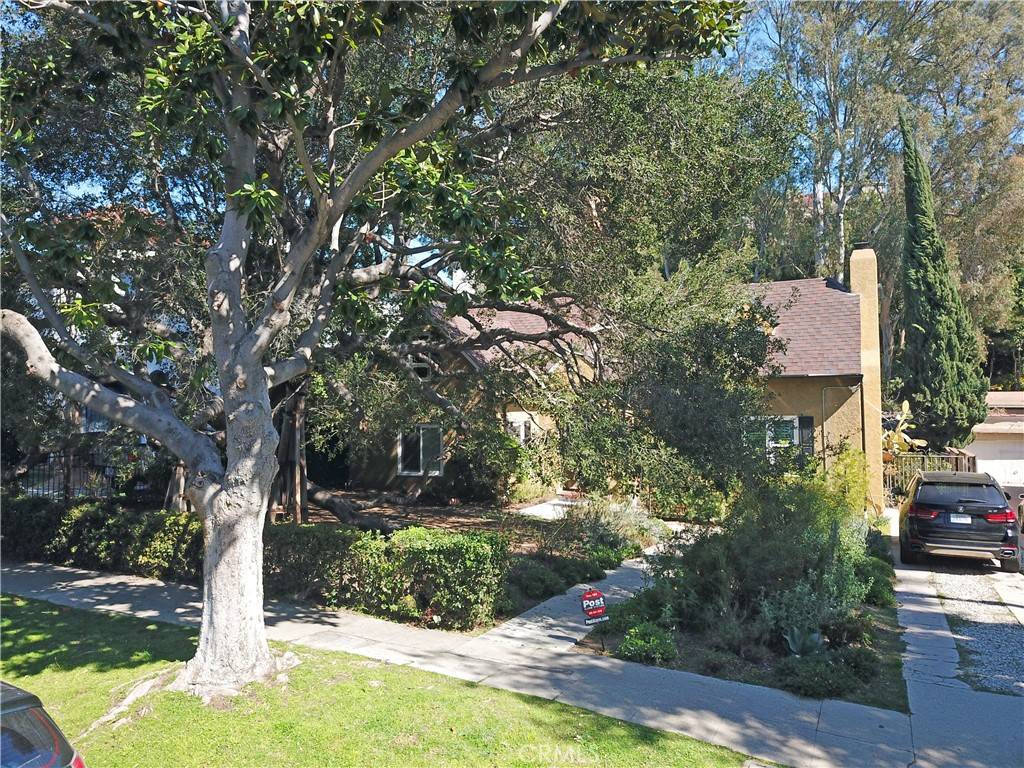 Los Angeles, CA 90027,2016 N Hobart BLVD
