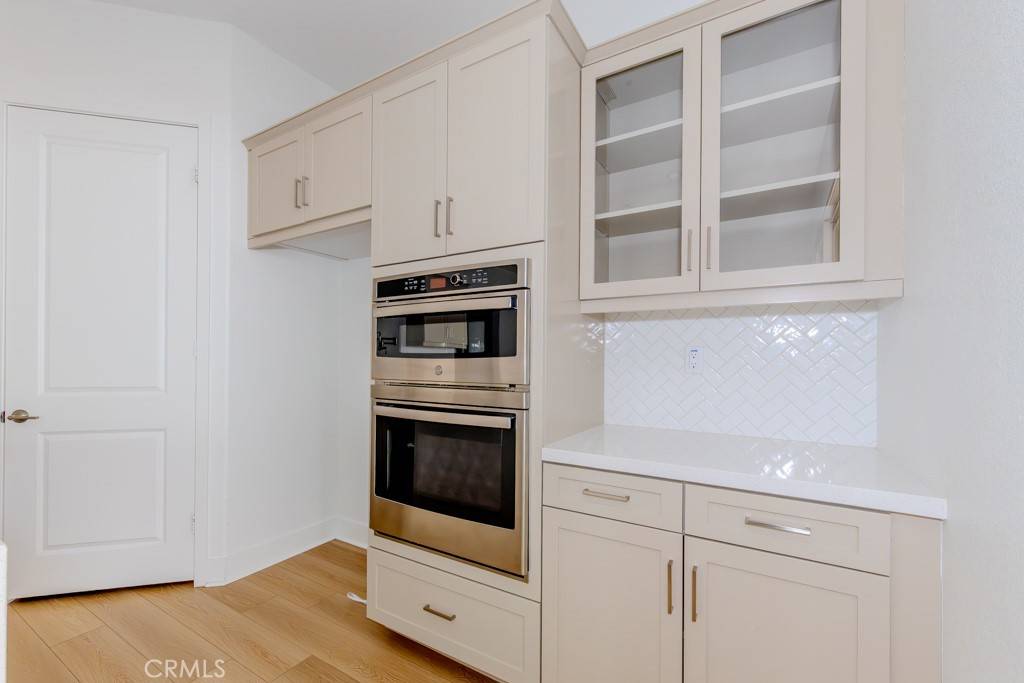 Corona, CA 92883,24199 Brison DR