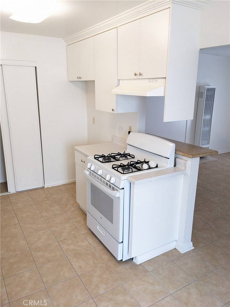 Anaheim, CA 92804,3300 W Orange AVE #1