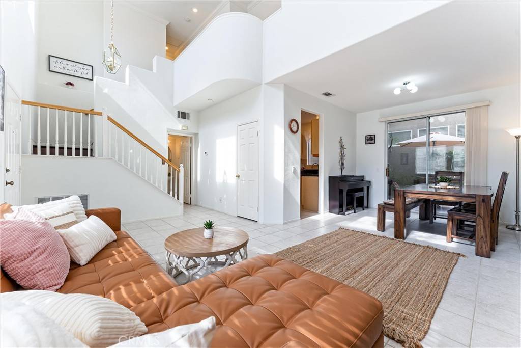 Aliso Viejo, CA 92656,67 Woodcrest LN