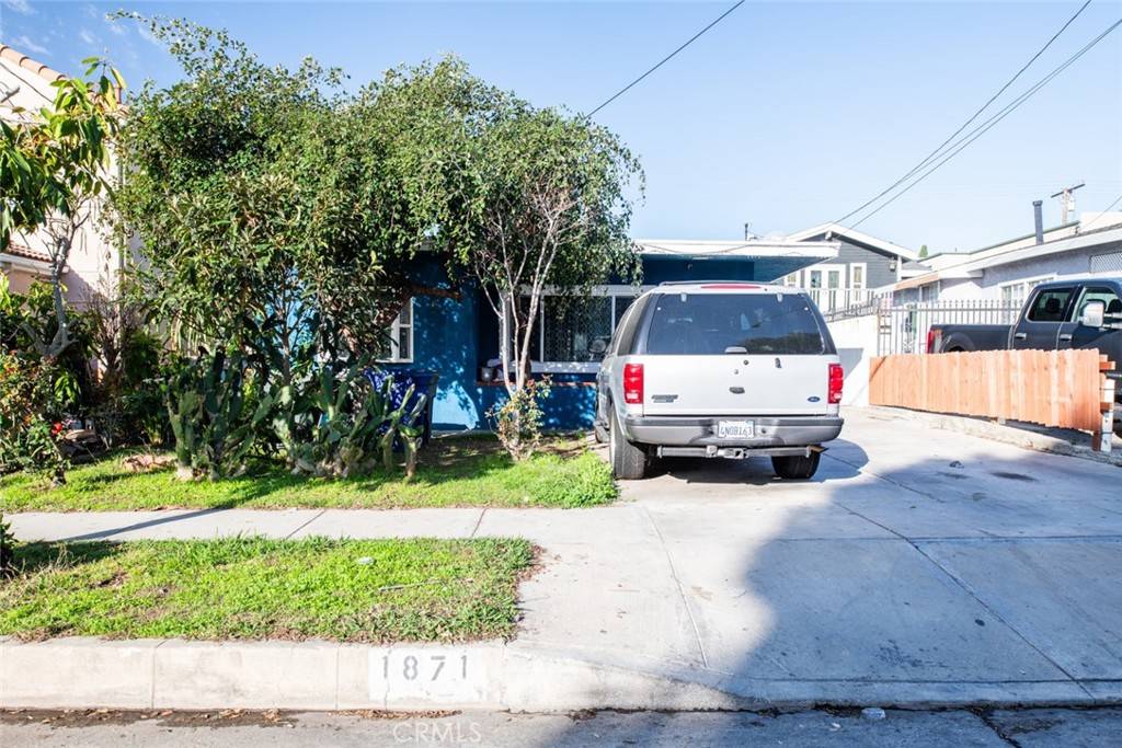 Signal Hill, CA 90755,1871 Junipero AVE #A