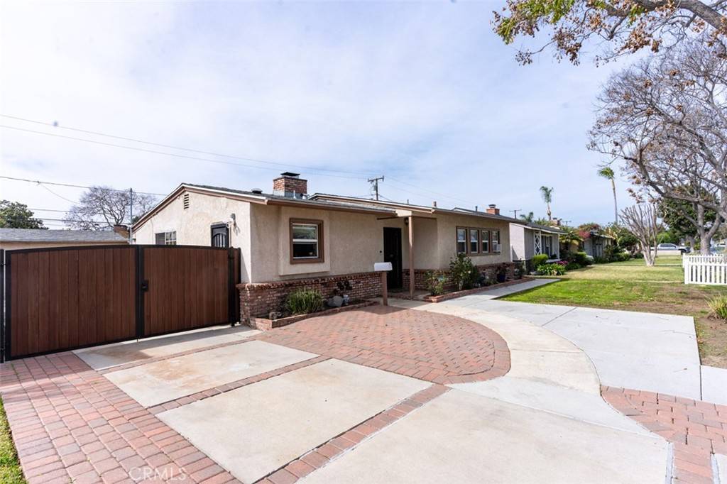 Whittier, CA 90605,13954 Carnell ST