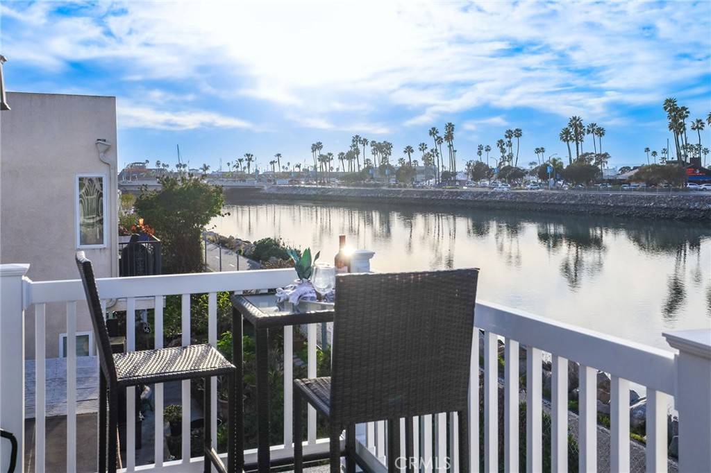 Seal Beach, CA 90740,48 Riversea