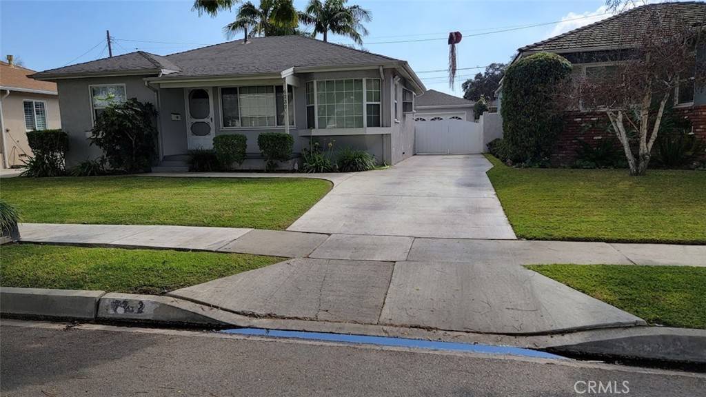 Lakewood, CA 90713,6232 Freckles RD