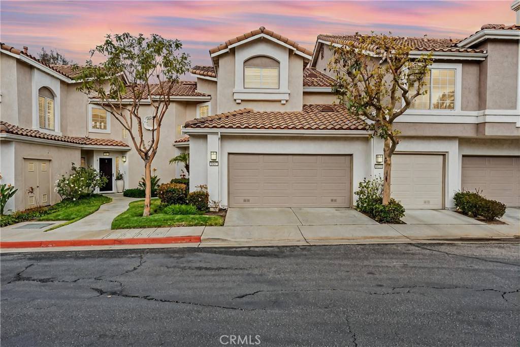 Anaheim Hills, CA 92808,1037 S Daybreak CT