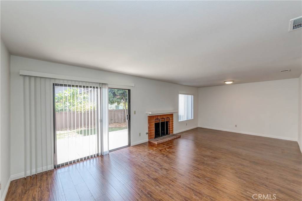 1015 Carmel CIR Fullerton, CA 92833