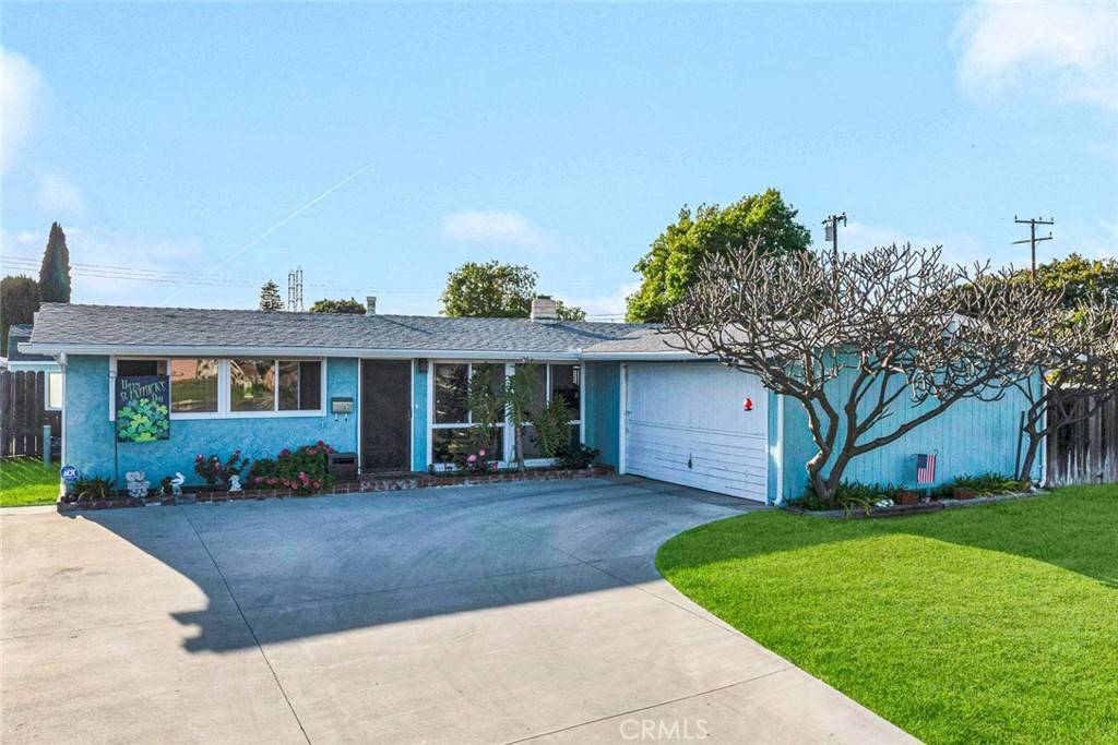 Stanton, CA 90680,11561 Ale LN
