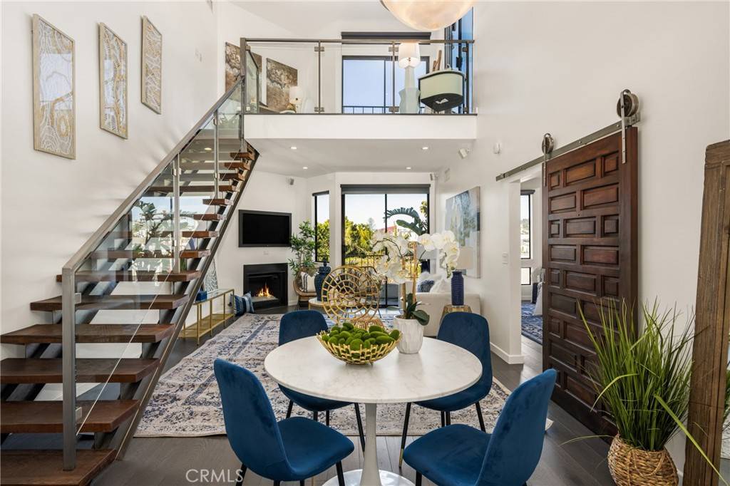 West Hollywood, CA 90048,660 N Sweetzer AVE #302