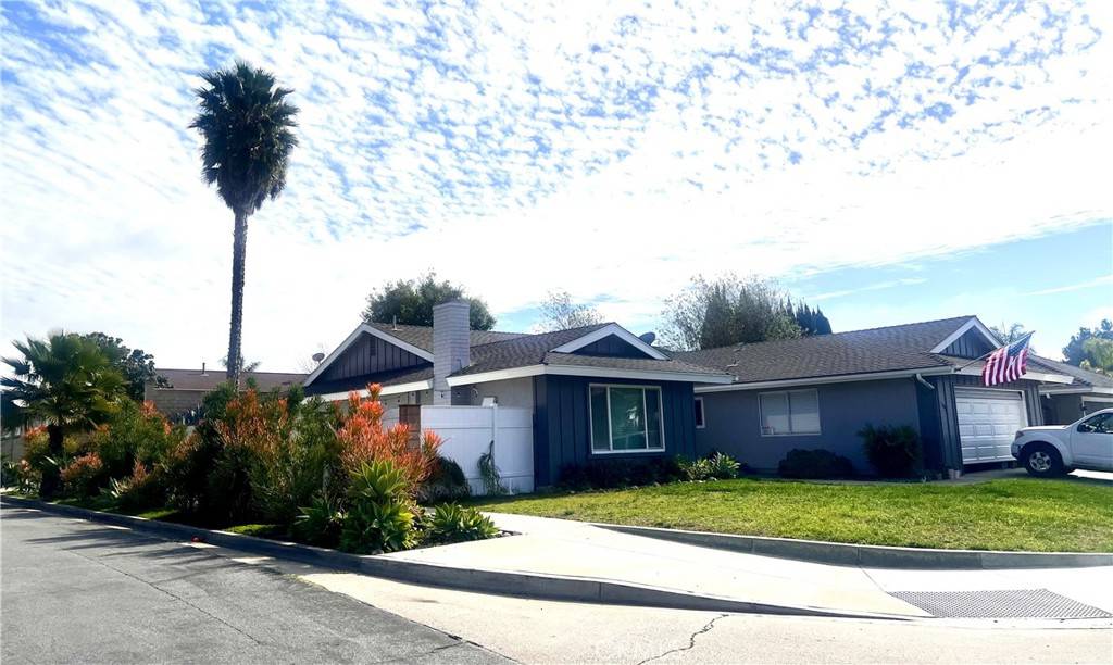Lake Forest, CA 92630,23192 Respit DR
