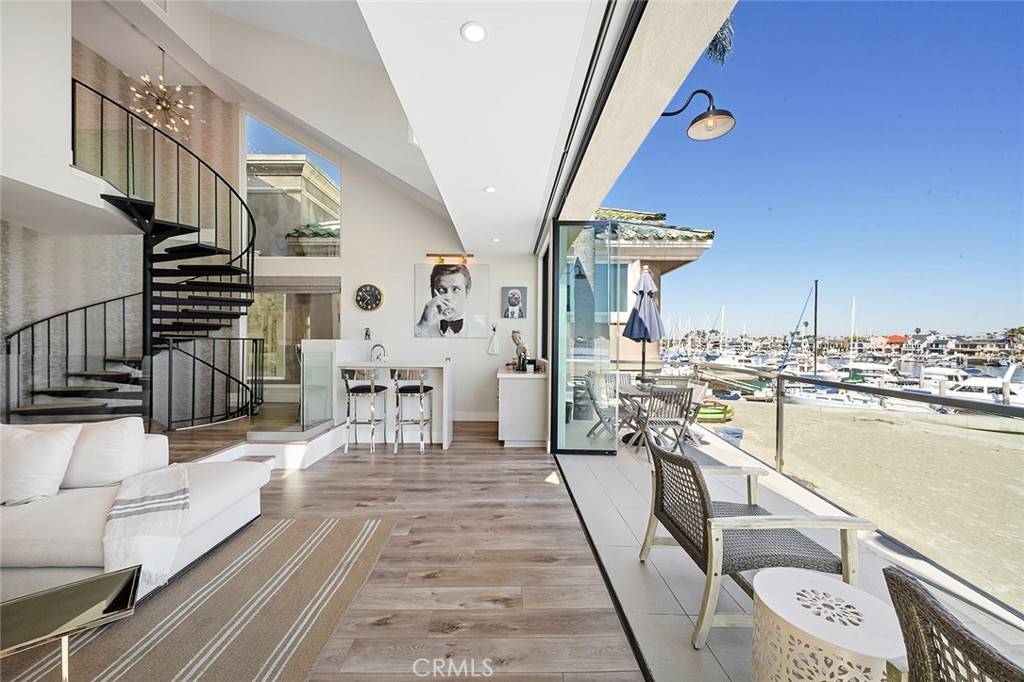 Long Beach, CA 90803,6302 E Bay Shore
