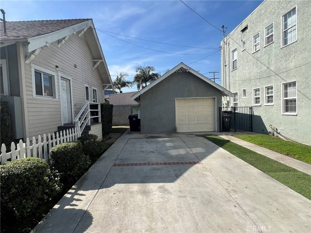 Long Beach, CA 90802,1545 E 4th ST