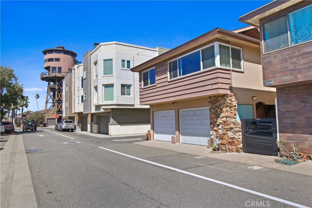 Sunset Beach, CA 90742,16342 N Pacific AVE