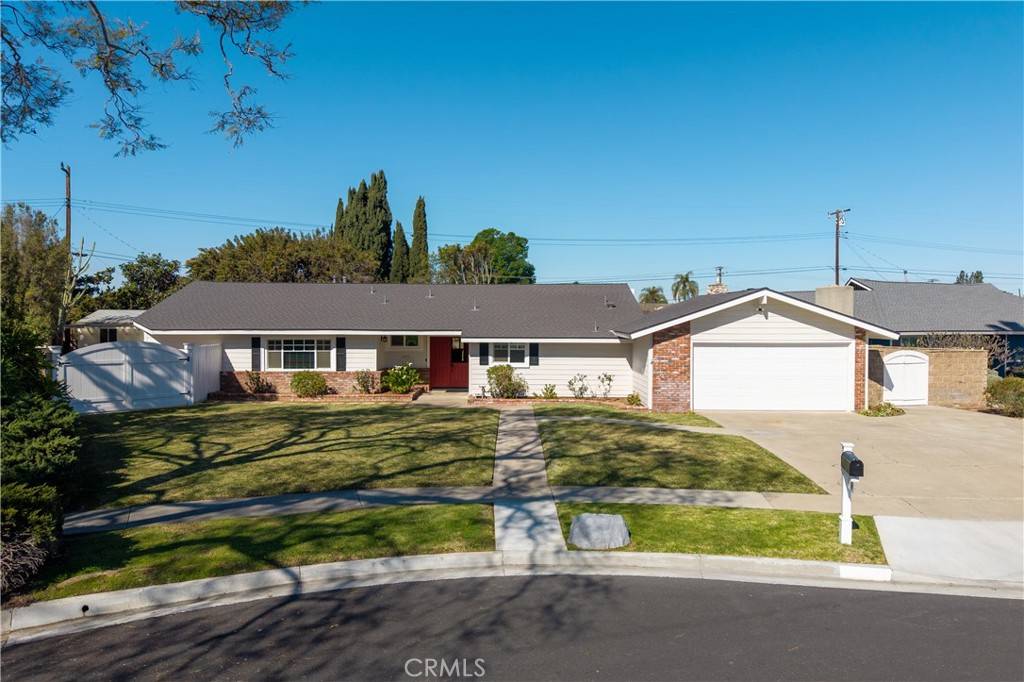 North Tustin, CA 92705,14261 Clarissa LN