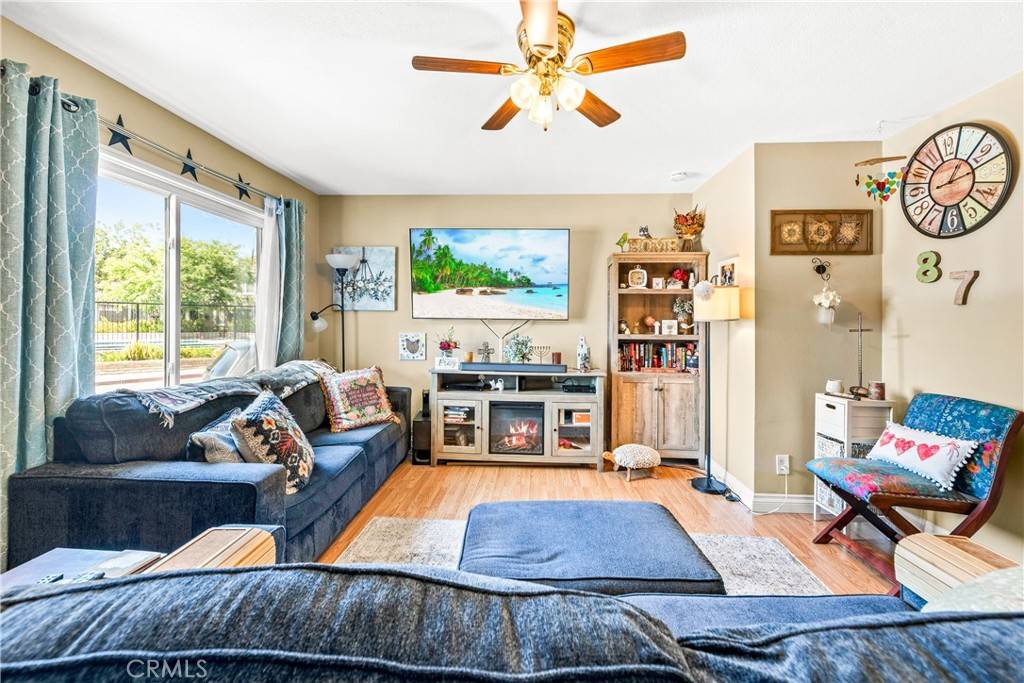 Stanton, CA 90680,11057 Carlton WAY