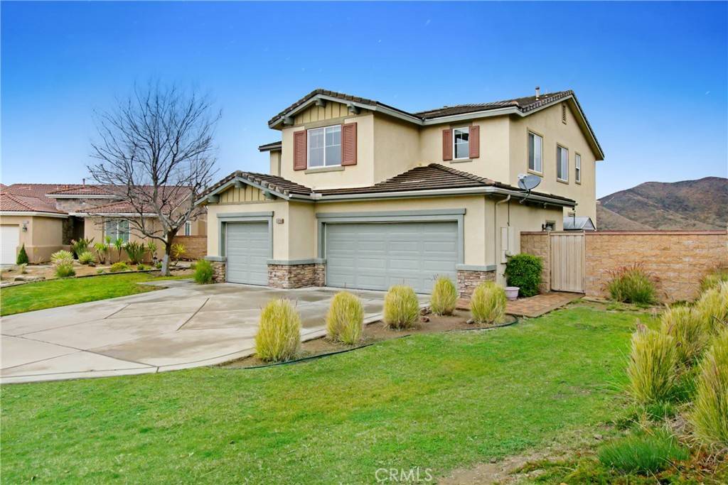 Lake Elsinore, CA 92532,34200 Nandina CT