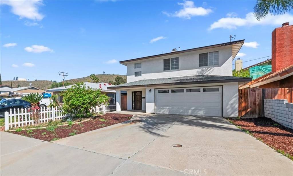 Lake Elsinore, CA 92530,783 Lake ST