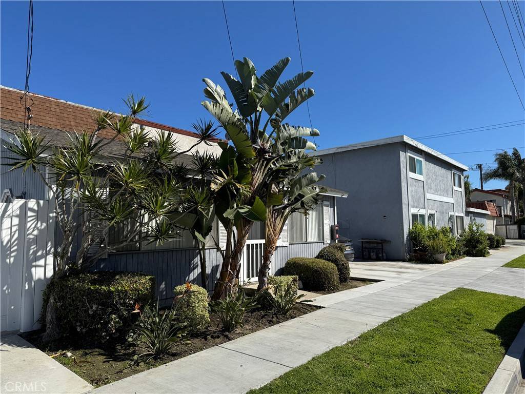 Huntington Beach, CA 92648,1716 Alabama ST