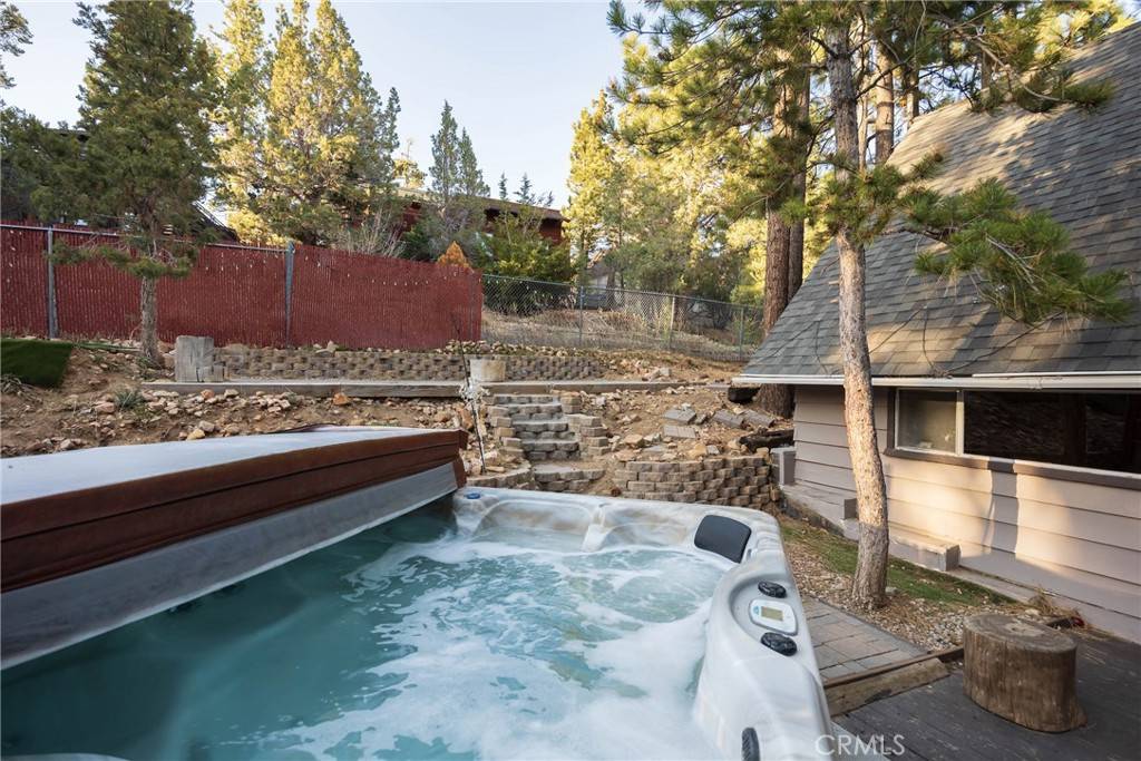 Big Bear City, CA 92314,849 Bear Mountain RD