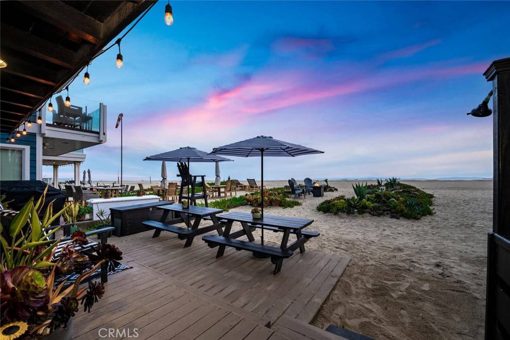 Surfside, CA 90743,27 A Surfside AVE