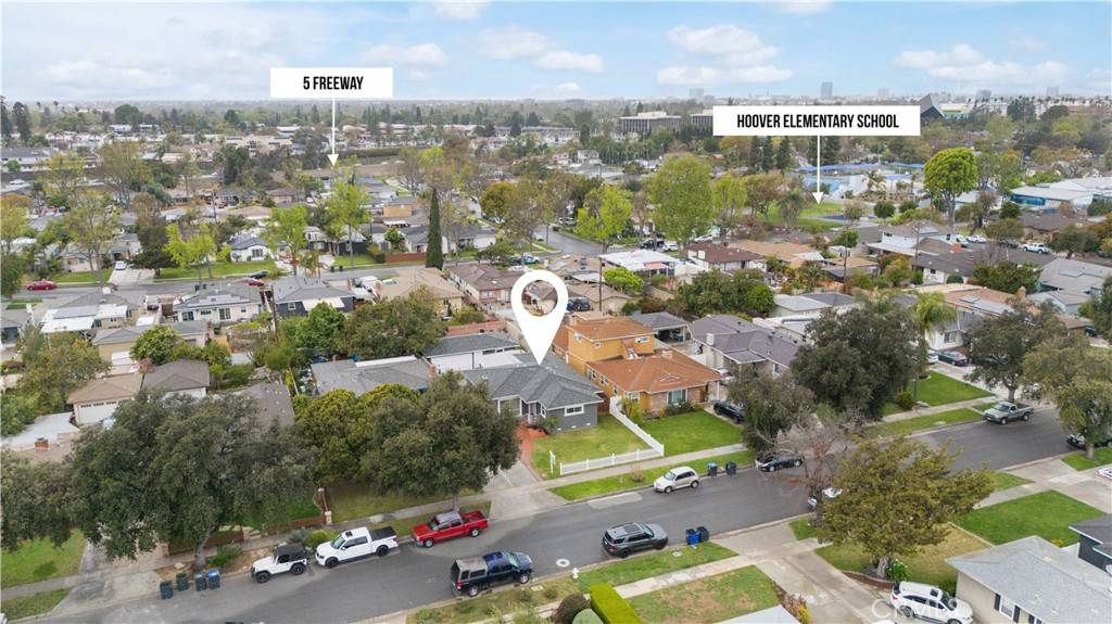 Santa Ana, CA 92706,2110 Poinsettia ST