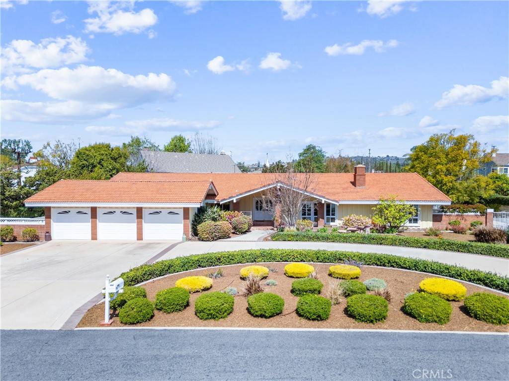Villa Park, CA 92861,18231 Sharon LN